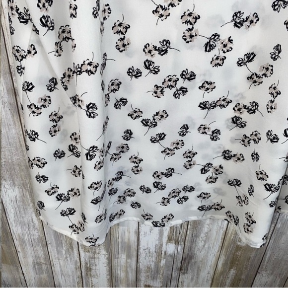 Lane Bryant White Sheer Floral Blouse - Picture 2 of 6